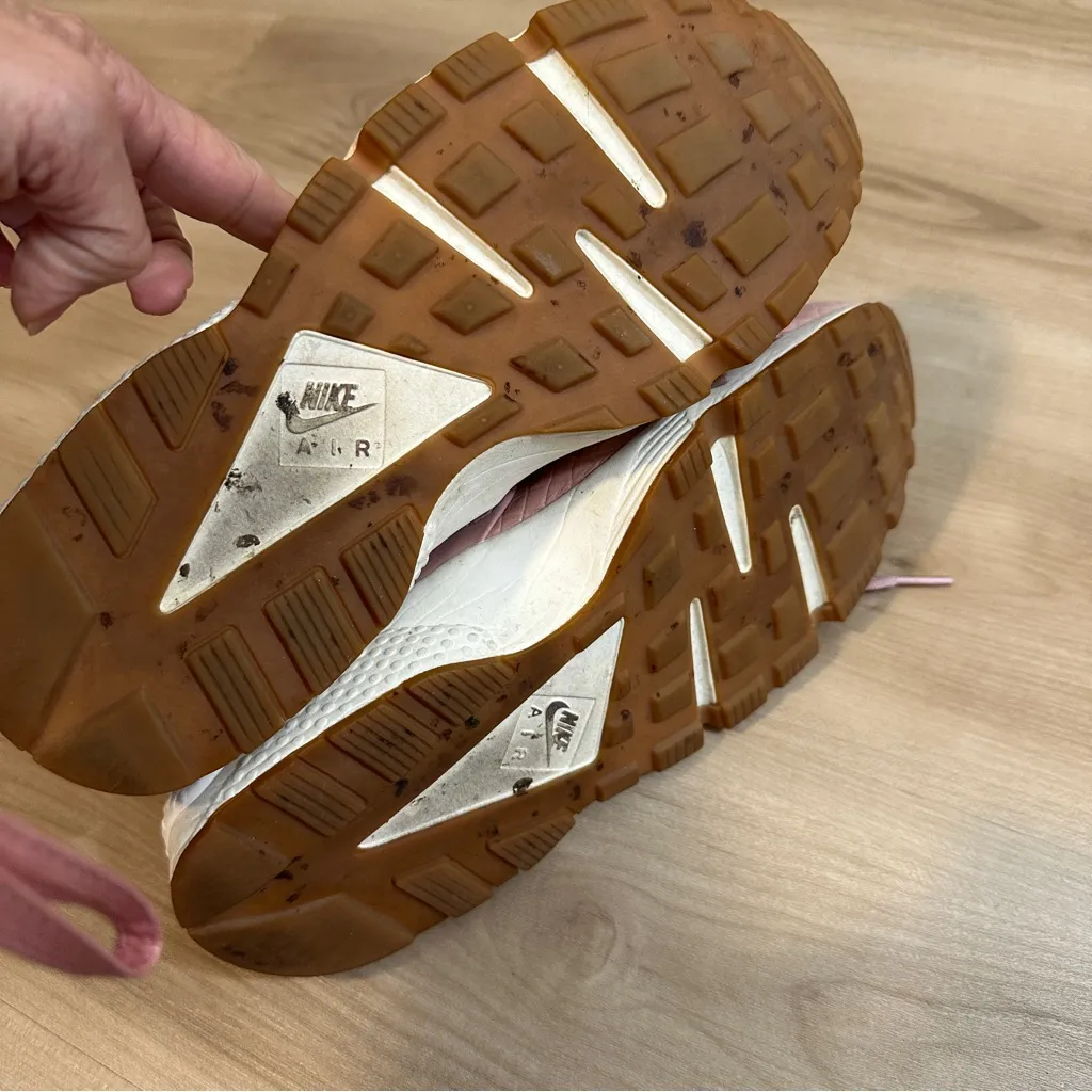 Nike Air Huarache‎ Rose Gold Metallic Croc Embossed Sneakers US 11.5 - Image 9