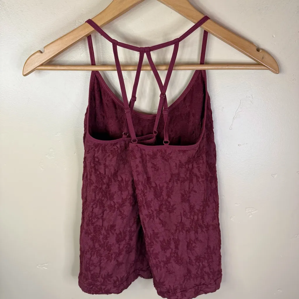 Anthropologie Textured Zene Semless Tank Strappy Top Size Small Burgundy‎ NEW - Image 5