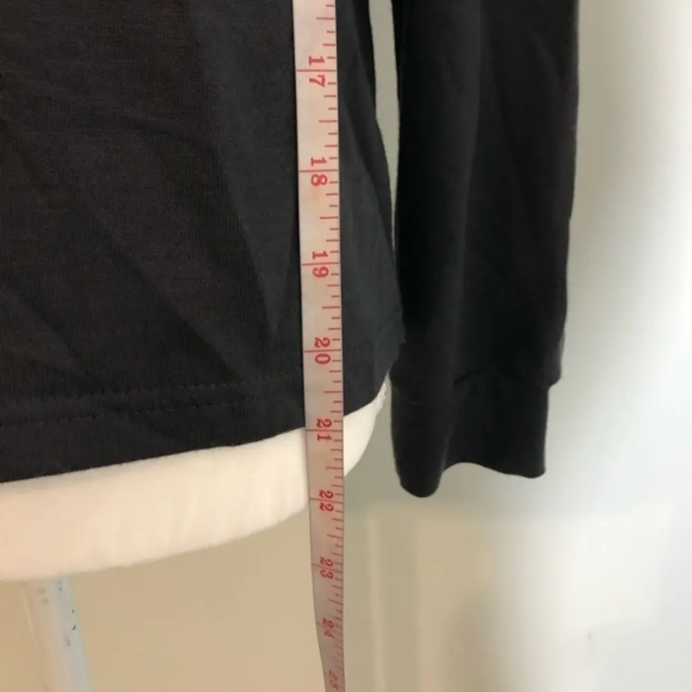 NWOT Dark Gray The Lion King Hoodie Sweatshirt New - Image 5