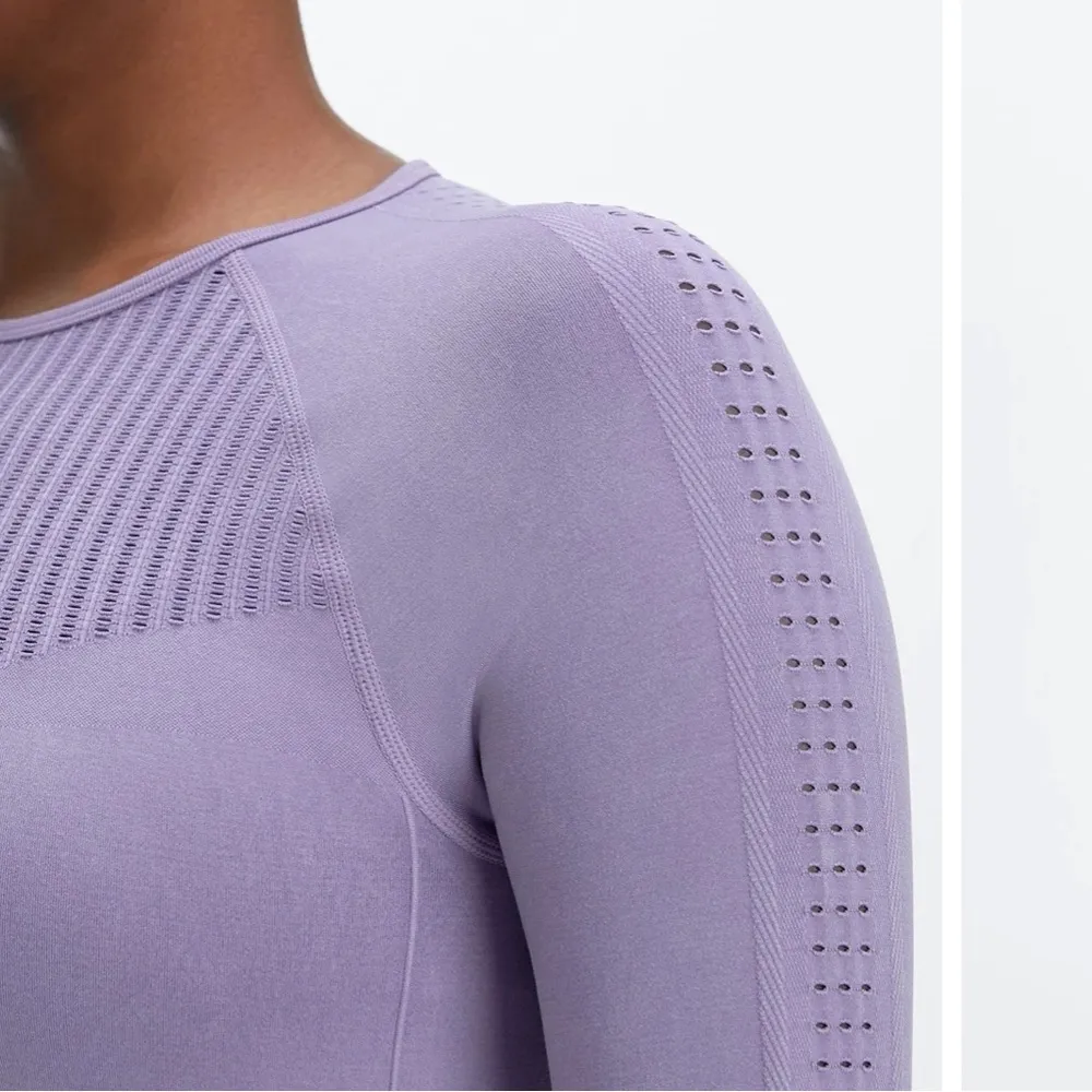 Fabletics Sync Seamless Top - Image 3