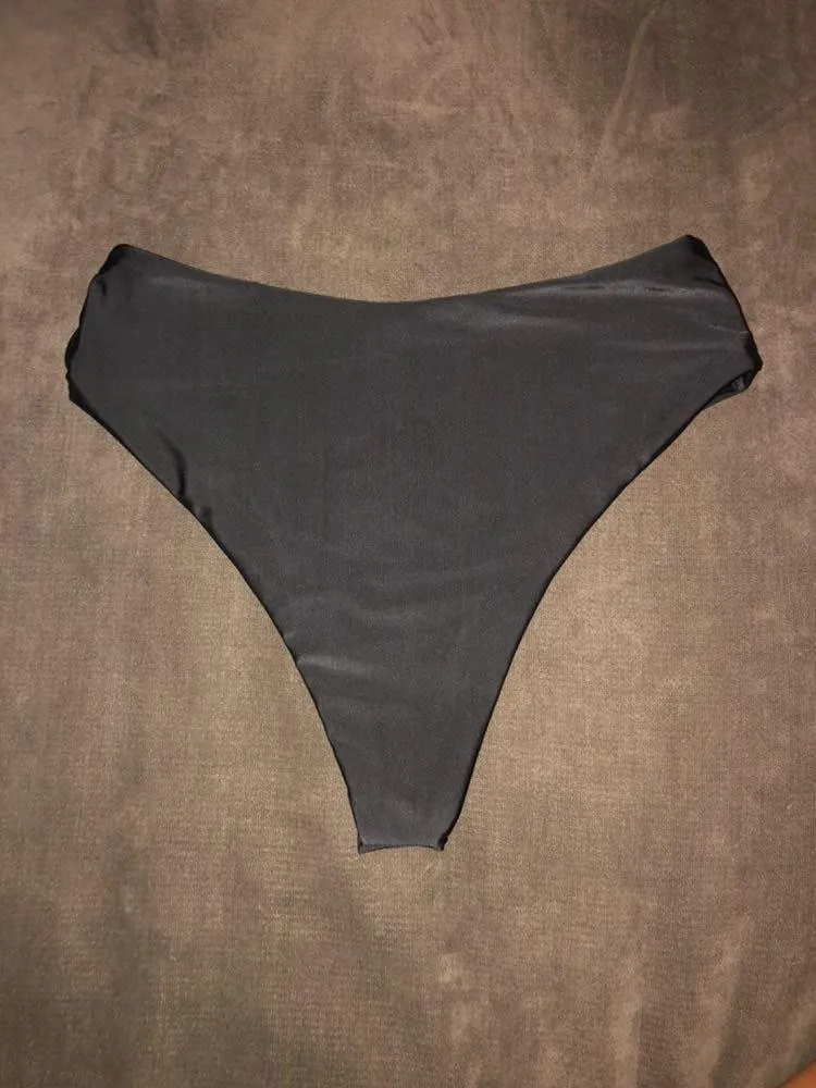 Cupshe Black High Waisted Bottoms - Image 2