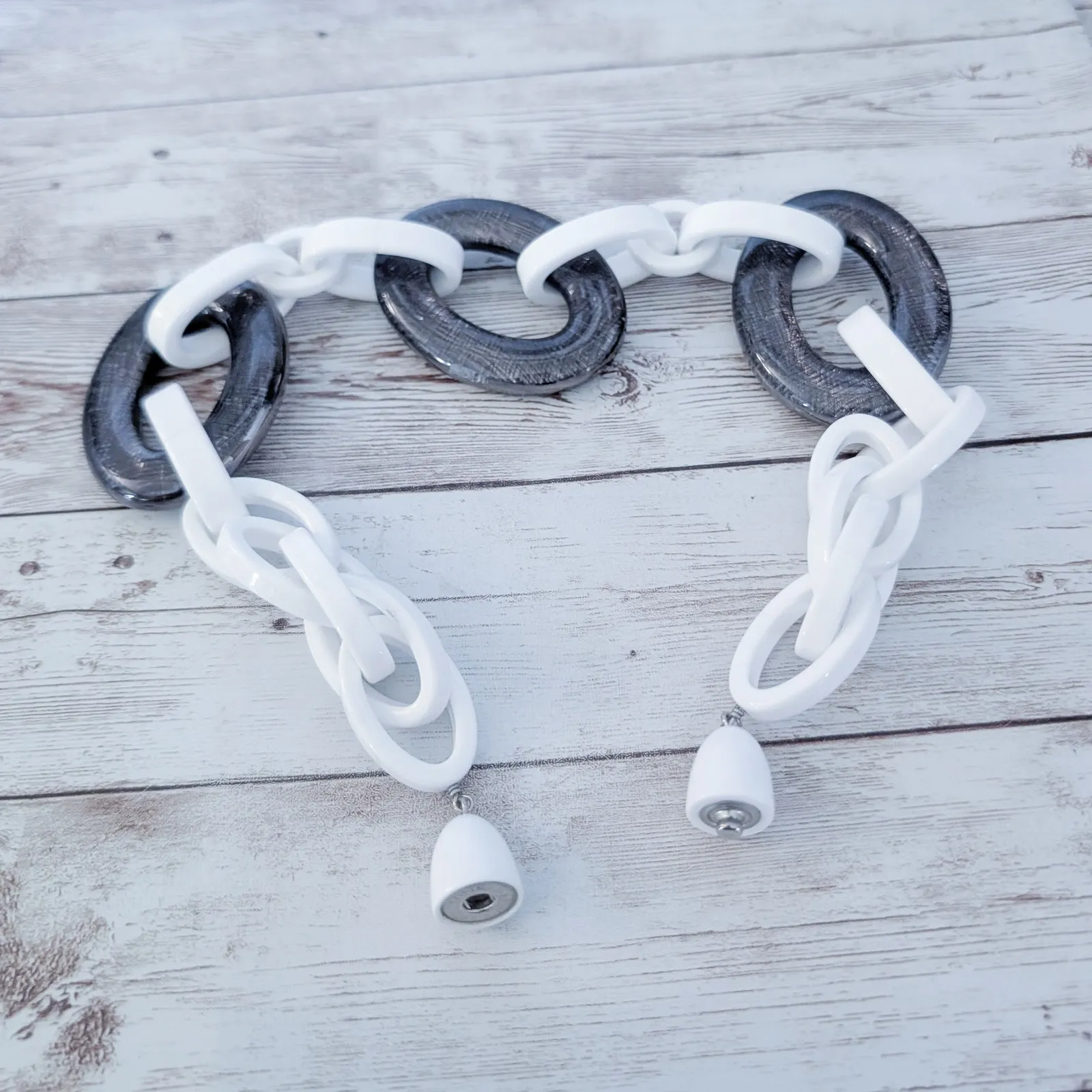 Vintage Statement Necklace Stunning Chunky White & Grey - Image 5