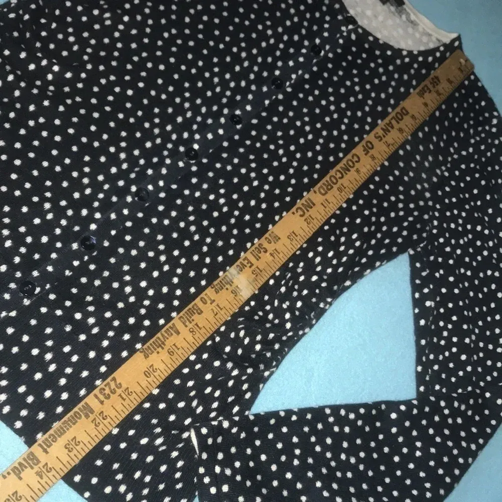 ANN TAYLOR silk blend long sleeve button up dark navy lightweight sweater size S - Image 9