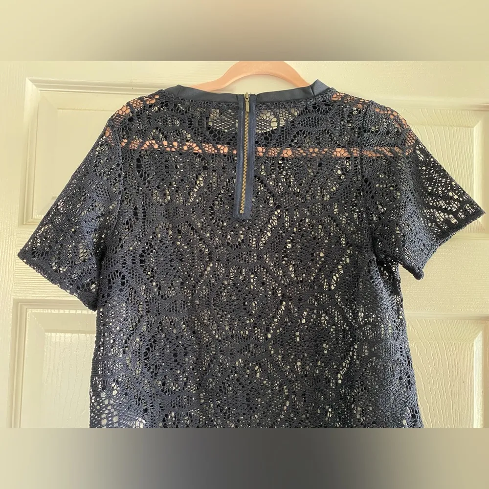 Banana Republic Petite Crochet Lace Blouse Short Sleeve Crewneck Blue Women's S - Image 7