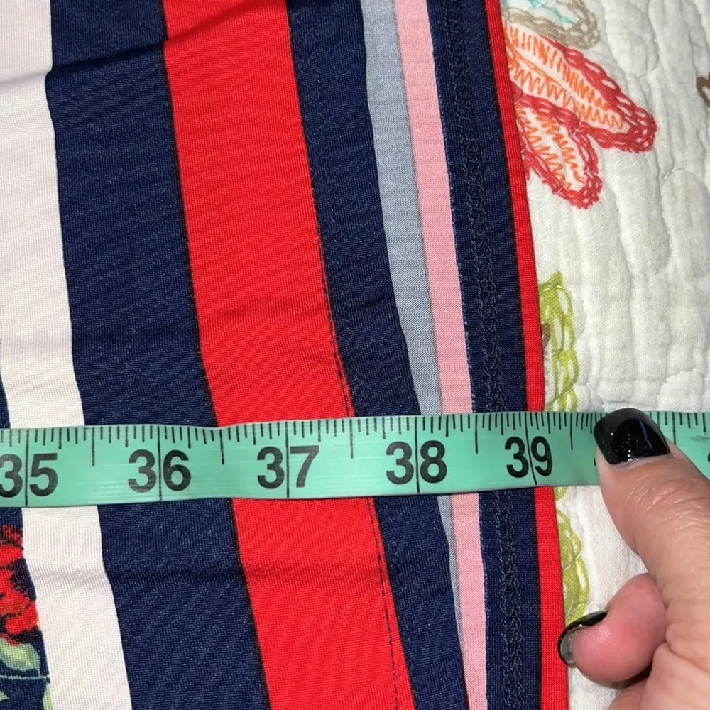 Harlow & Rose womens size XL dress 3/4 sleeves floral with striped bottom hem Blue - Image 5