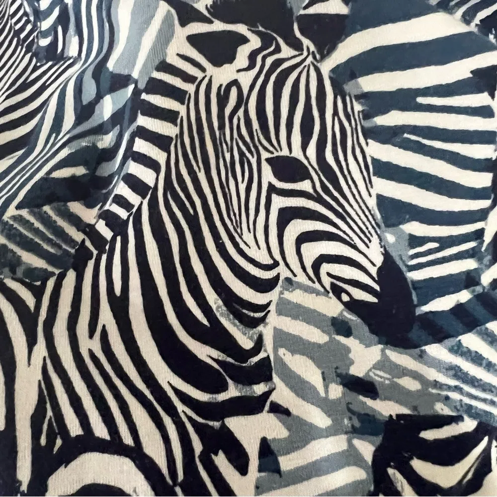 Weekends by Chico’s Zebra Print Top Size 2 (Med) Safari Zoo Animal Artsy Blue H8 - Image 6