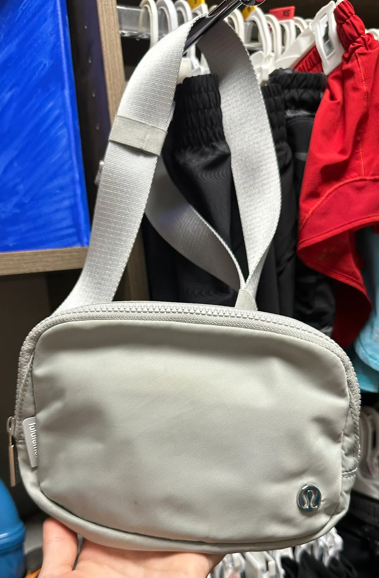 Lululemon Everywhere Belt Bag - Image 3