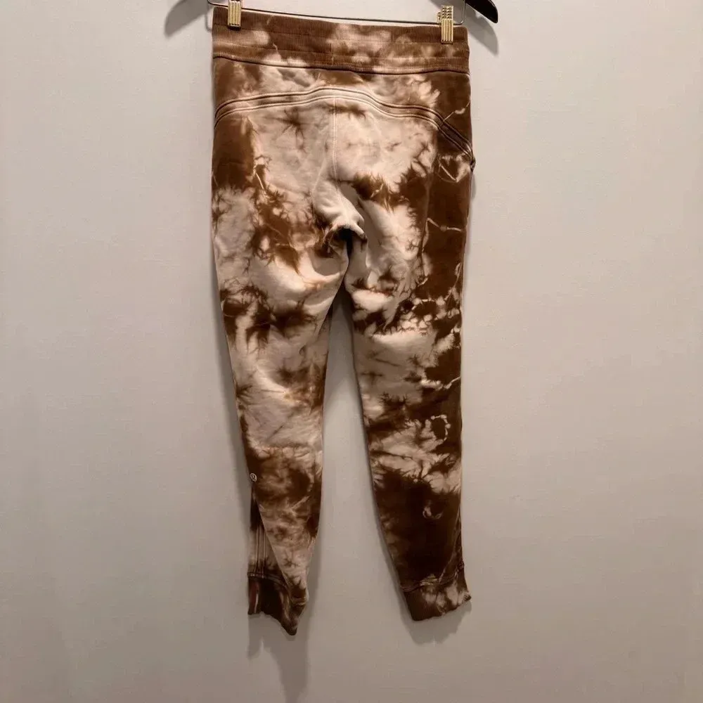 Lululemon Warm Down Jogger *Earth Dye
Earth Dye Clay size 4 - Image 7