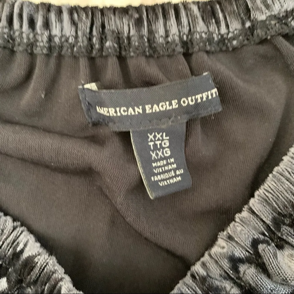 American Eagle Navy Blue Velvet Off Shoulder Top Size XXL - Image 5