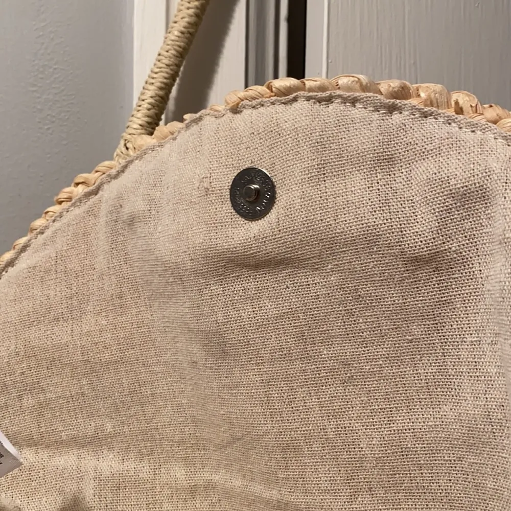 American Eagle yellow tan straw circle sun tote bag - Image 6