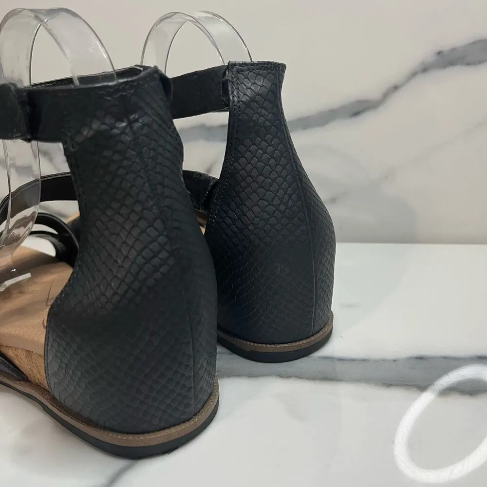 Dr Scholl's | Women's Black Strappy Hook & Loop Comfort Freedom Sandals Sz 10 - Image 4