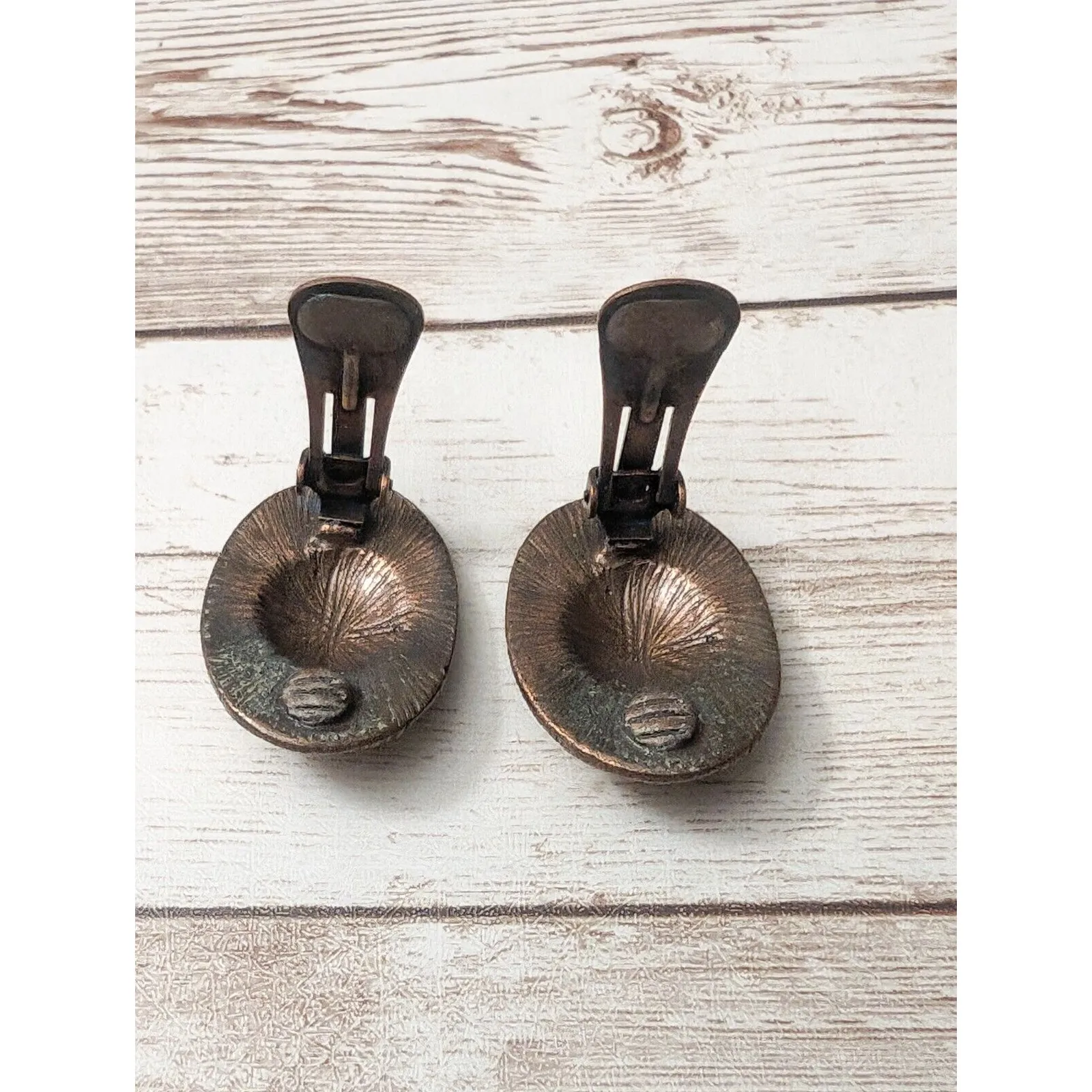 Vintage Clip On Earrings - Image 3