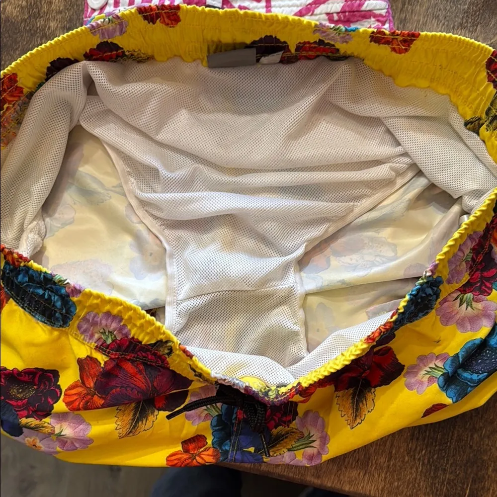 ASOS Yellow Tropical Print Shorts Size 2X - Image 5