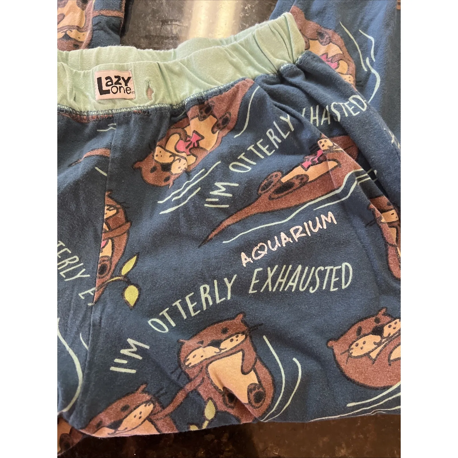 Lazy‎ One Women's Pajama Pants Otters Otterly Exhausted Alaska Sz Sm Aquarium - Image 2