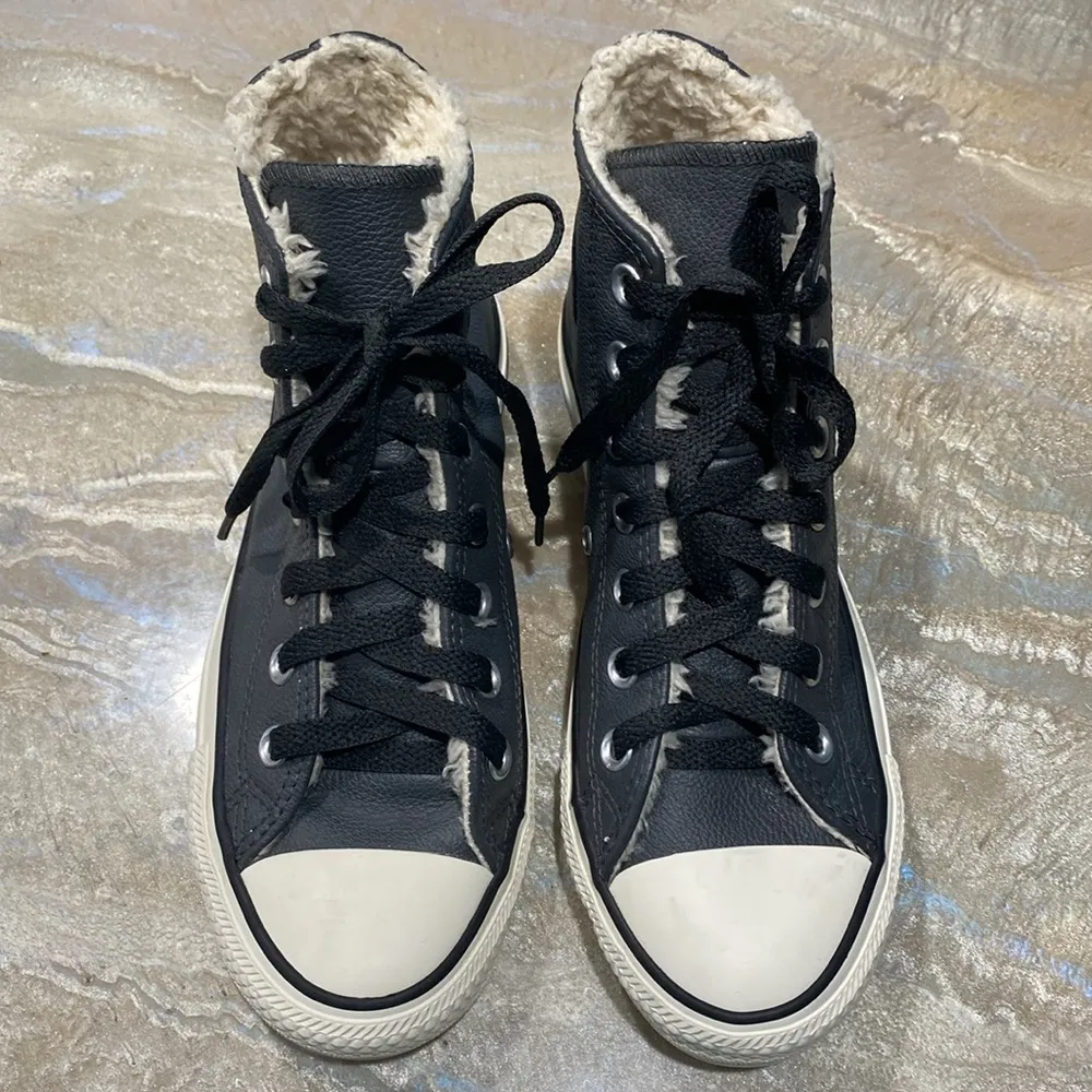 Converse All Star Insulated Gray Leather Sneakers Boots Men’s 4 / Women’s 6 - Image 2