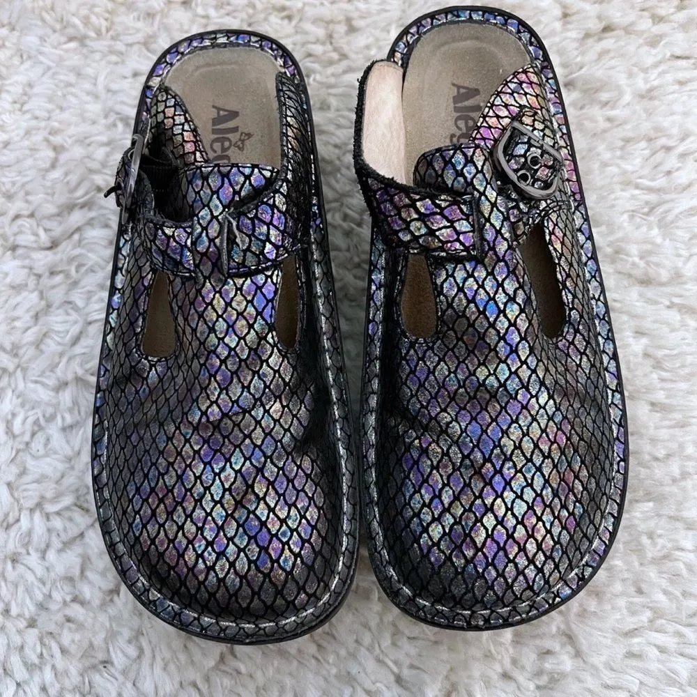 Alegria by PG Iridescent Mermaid Print Slip-On Clogs Women’s Size 36 6-6.5 - Image 3
