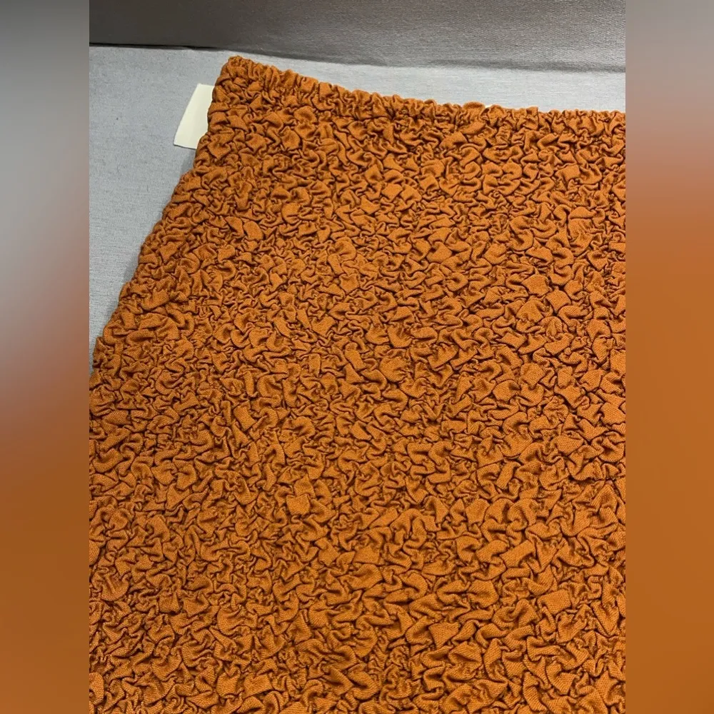 Easel bodycon skirt size large orange - Image 4