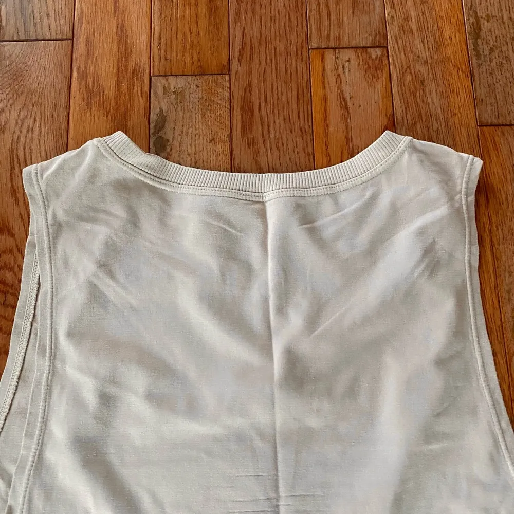 tan cream high necked workout muscle tee top - Image 7