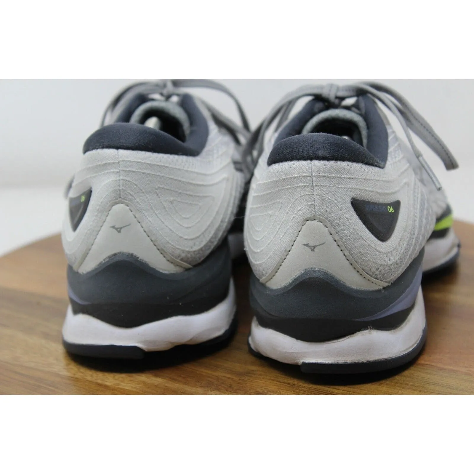 Mizuno Sneakers‎ Womens 9 Wave Sky 6 Running Ultimate Gray Purple 411371 - Image 7