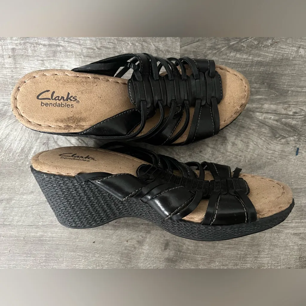 🔥CLARKS BENDABLES WOMEN'S STRAPPY WEDGE SANDALS STYLE #60123 Size 6.5 BLK/BROW - Image 3