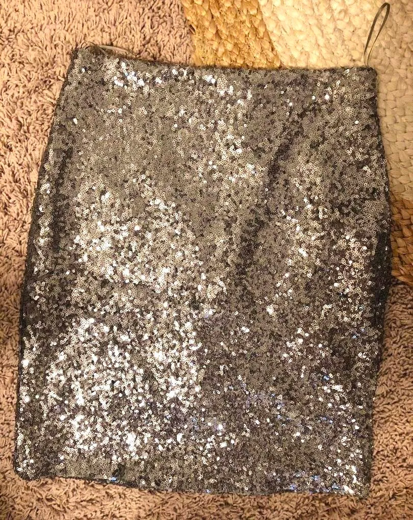 Grey Sequin Mini Skirt - Image 3