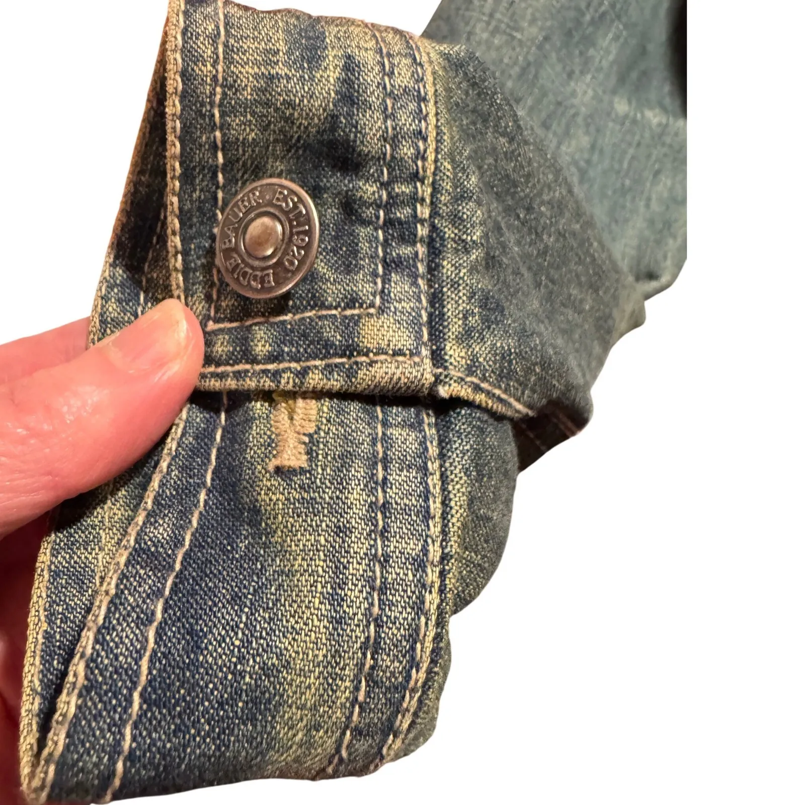 Eddie Bauer True Vintage L  90's 100% Cotton Denim Distressed Trucker Jacket - Image 10