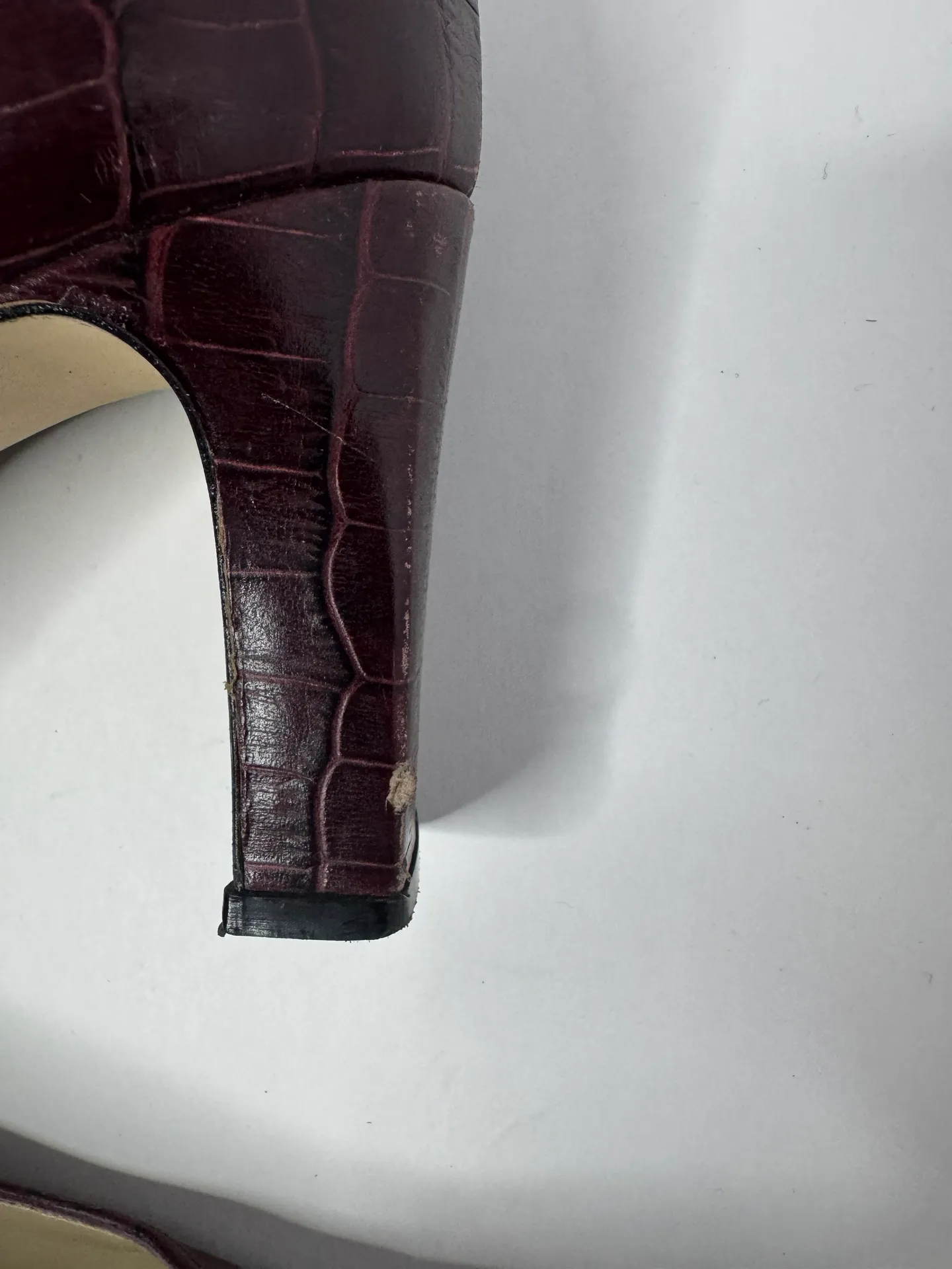 'Valencia'Burgundy Faux Alligator Leather 3 "Heels Size 9M - Image 7