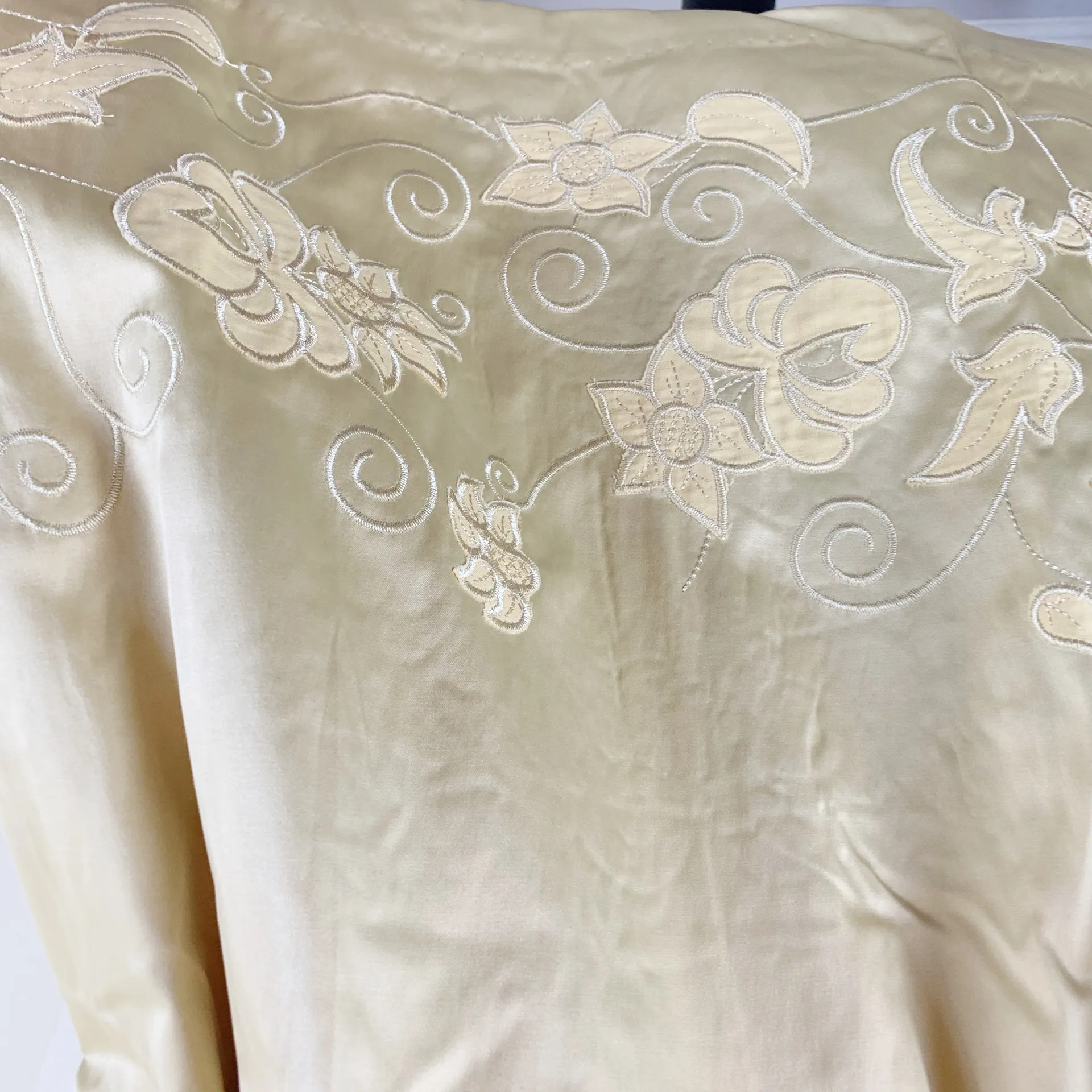 Lucy Paris Embroidered Gold Fit & Flare Dress Size Medium - Image 4