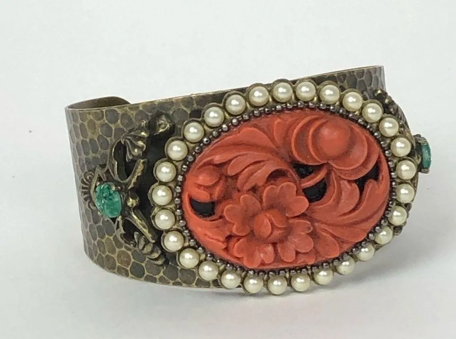 Vintage Ollipop Brass Faux Coral Jade Bracelet Red - Image 7