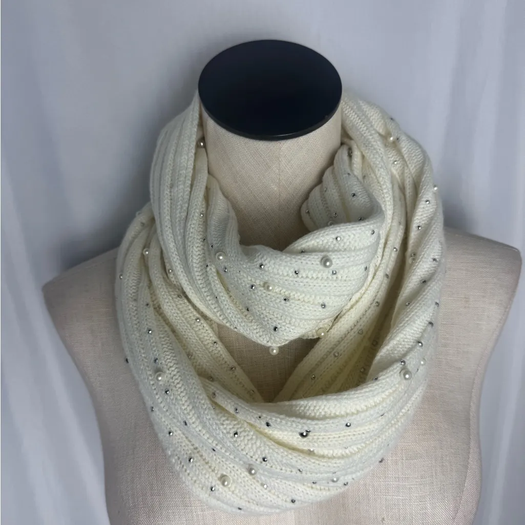 NY & Company Elegant Cream winter bling pearls Knit Scarf one size fits all NWOT - Image 3