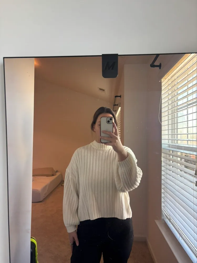 White Sweater - Image 11