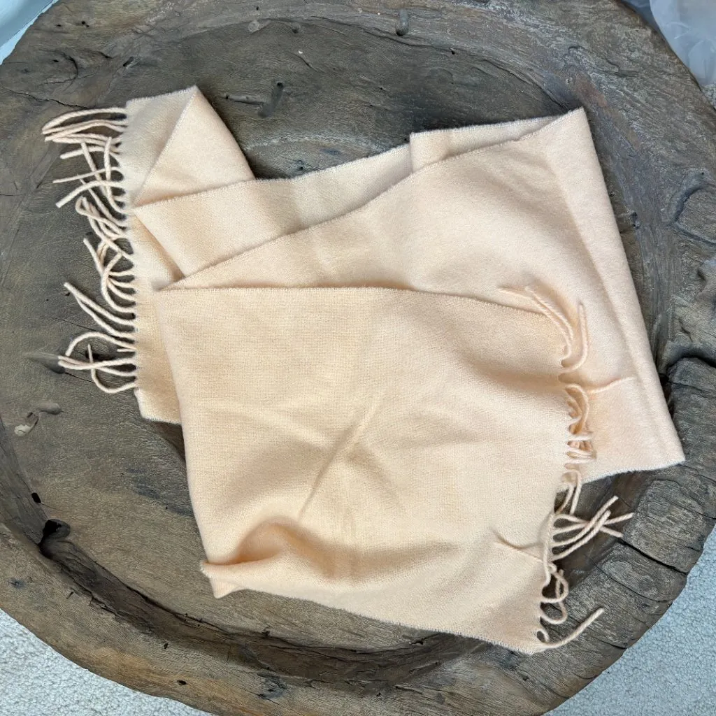 Maison de Bonneterie pale peach rectangular wool winter scarf 57 x 11.5 inches Orange - Image 3