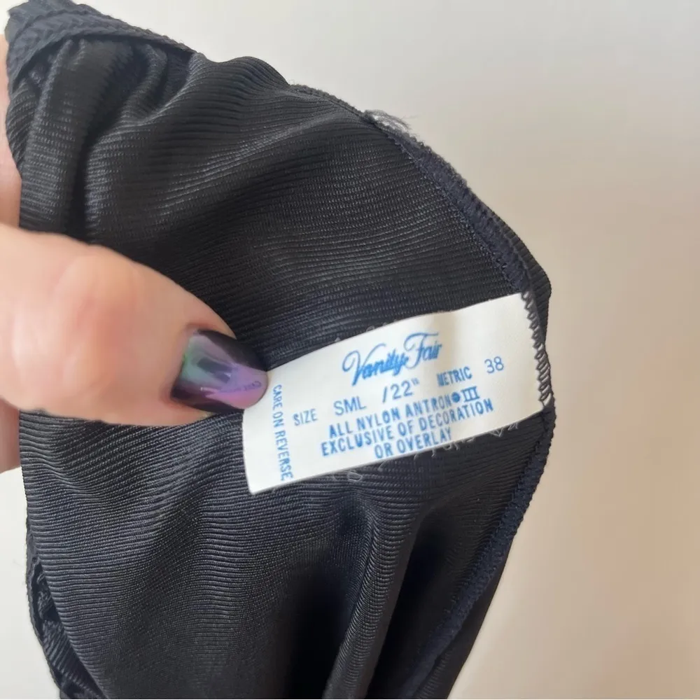 Vintage 80s Vanity Fair Black Lace Trim Side Slit Slip Skirt S - Image 3