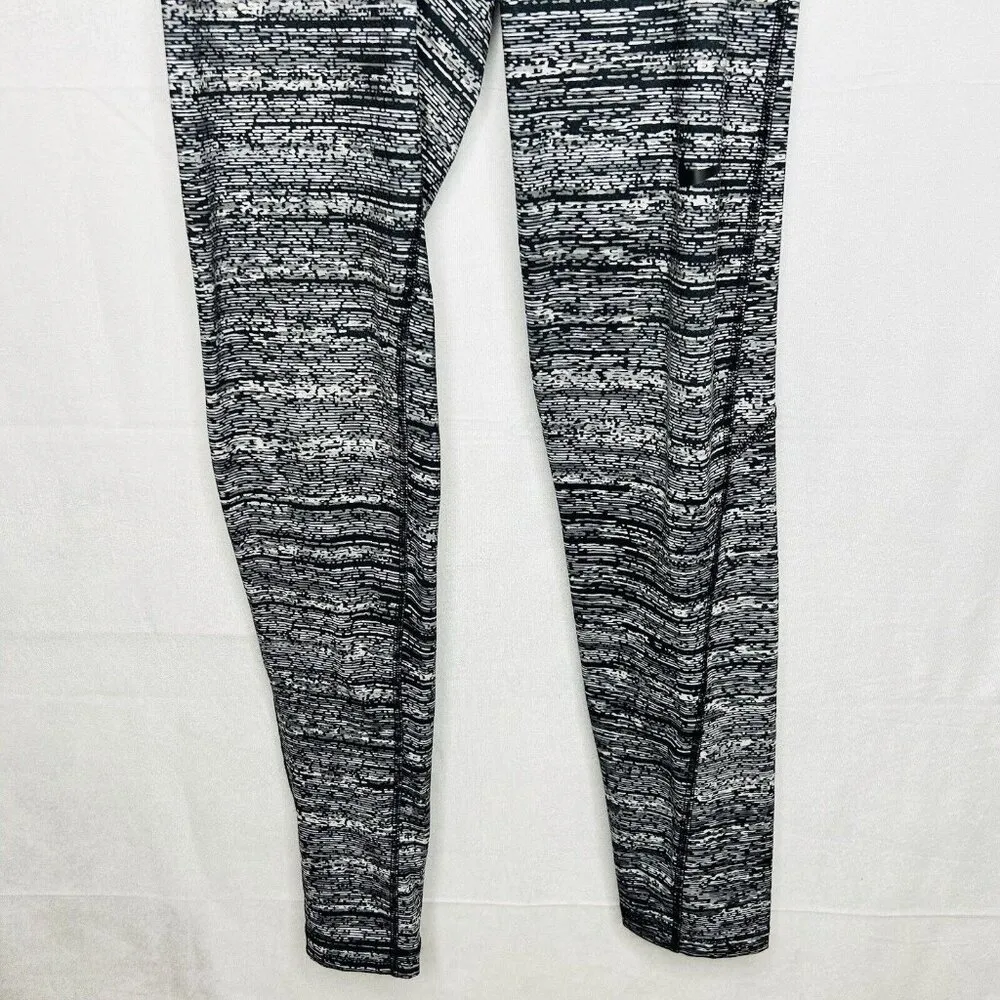 Nike Pro Dri-fit Womens Leggings Black White Gray Sz M (26x29) - Image 4