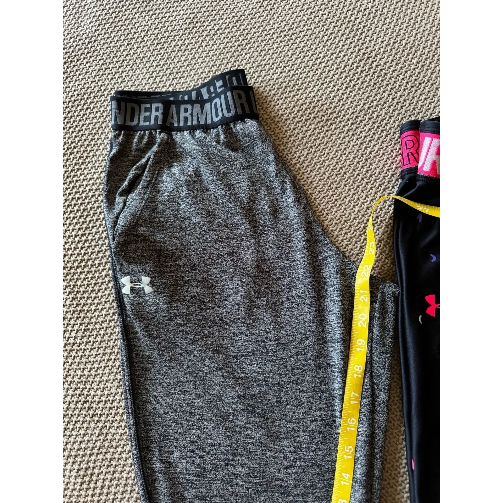 2 Set Of Under Armour Women's Heat Gear Crop Dri Fit Athletic‎ Leggings Size S - Image 10