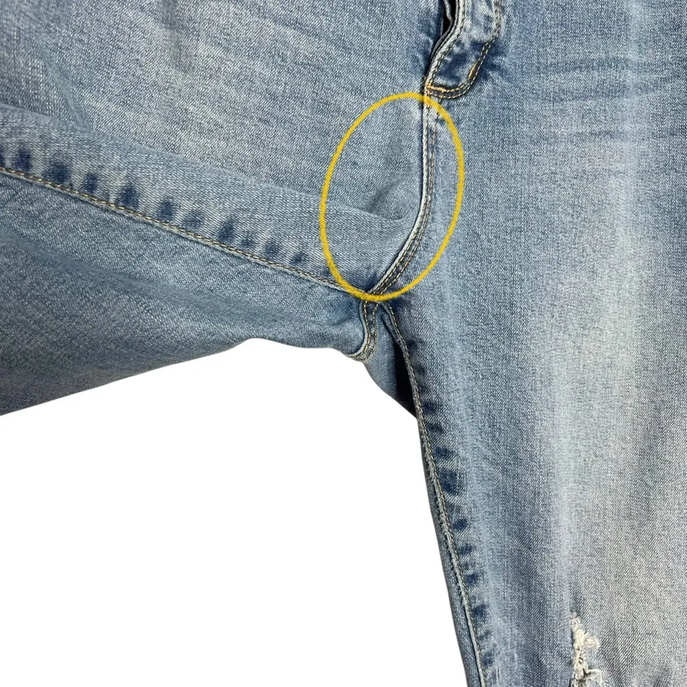 Vintage American Vintage Taper Destroyed Button Fly Jeans Blue Size 12 - Image 9