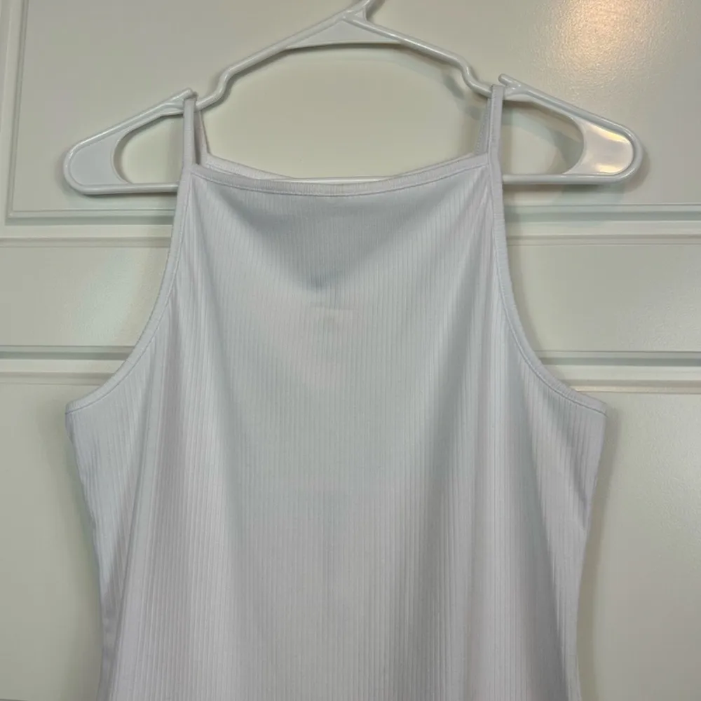 Express Women’s Square Neck Spaghetti Strap White Ribbed Bodysuit Size Large - Image 3