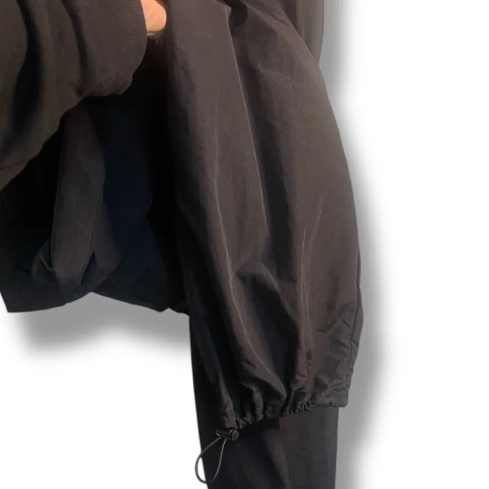 Madden NYC Black Sleeveless Jumpsuit Size Small 100% Nylon 4 Pockets! - Image 7