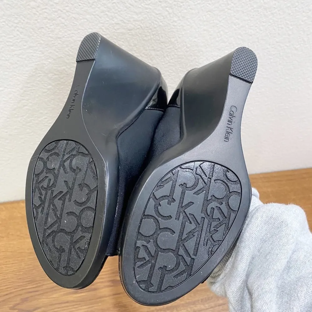 Calvin Klein  y2k style wedges size 7.5 - Image 6