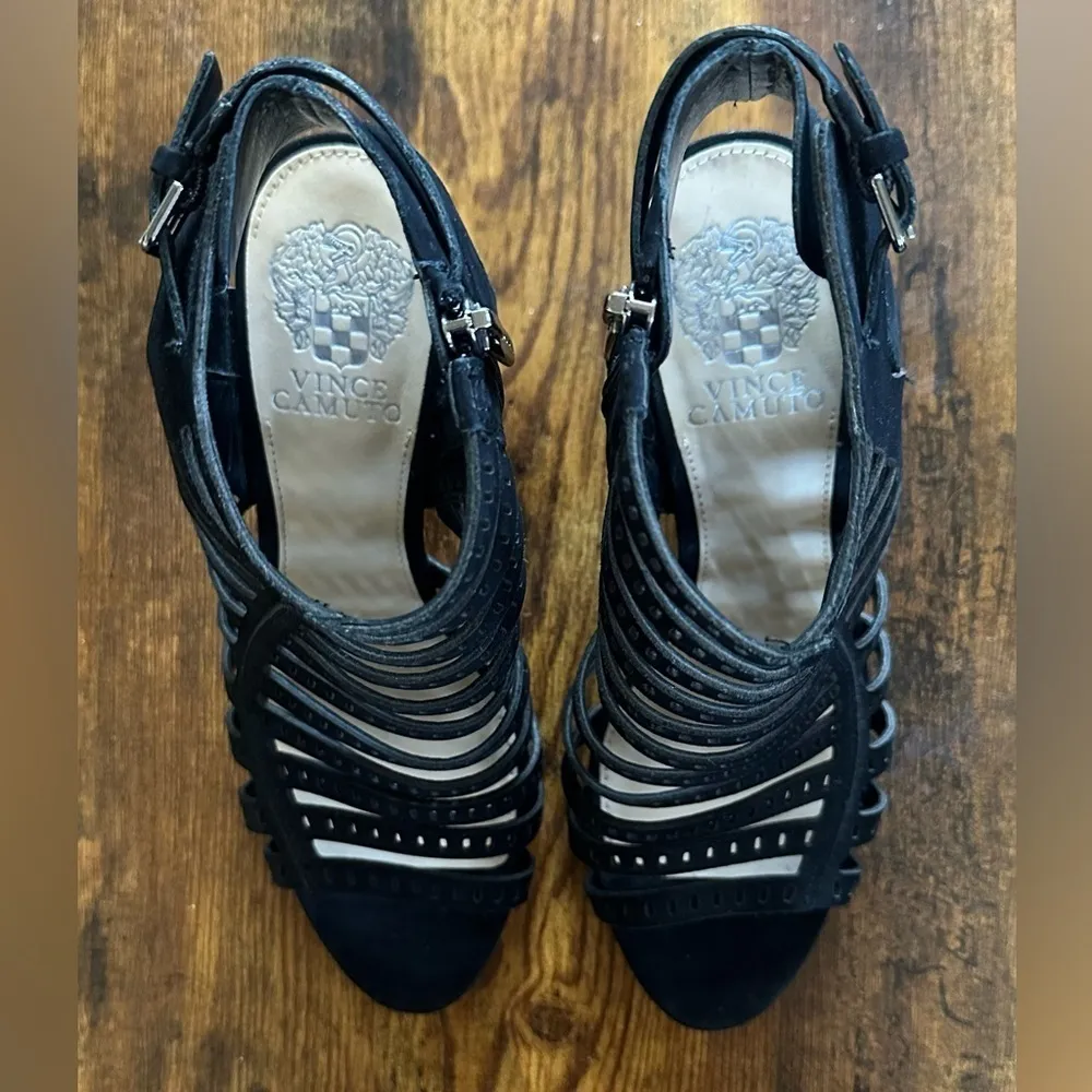 Vince Camuto Women's Black Laser-cut Leather Heeled Gladiator Sandal 7.5 M  New - Image 5