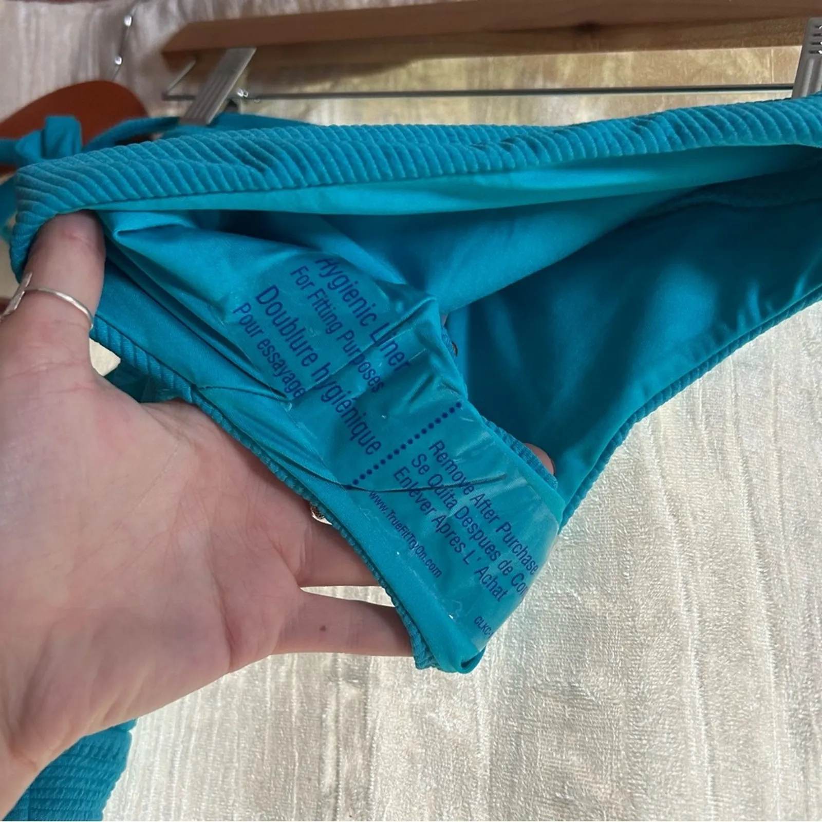 Trina Turk Ripple Rib W-Wire Halter Swim Top Cutout High Waist‎ Bottom Set NWT 6 - Image 7