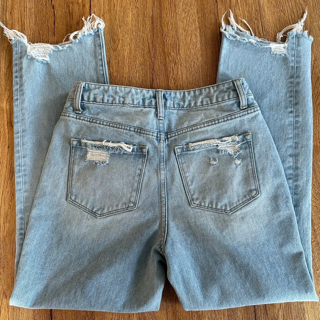 Flying Monkey High Waisted Light Wash Cropped Jeans Size 25 - Image 11