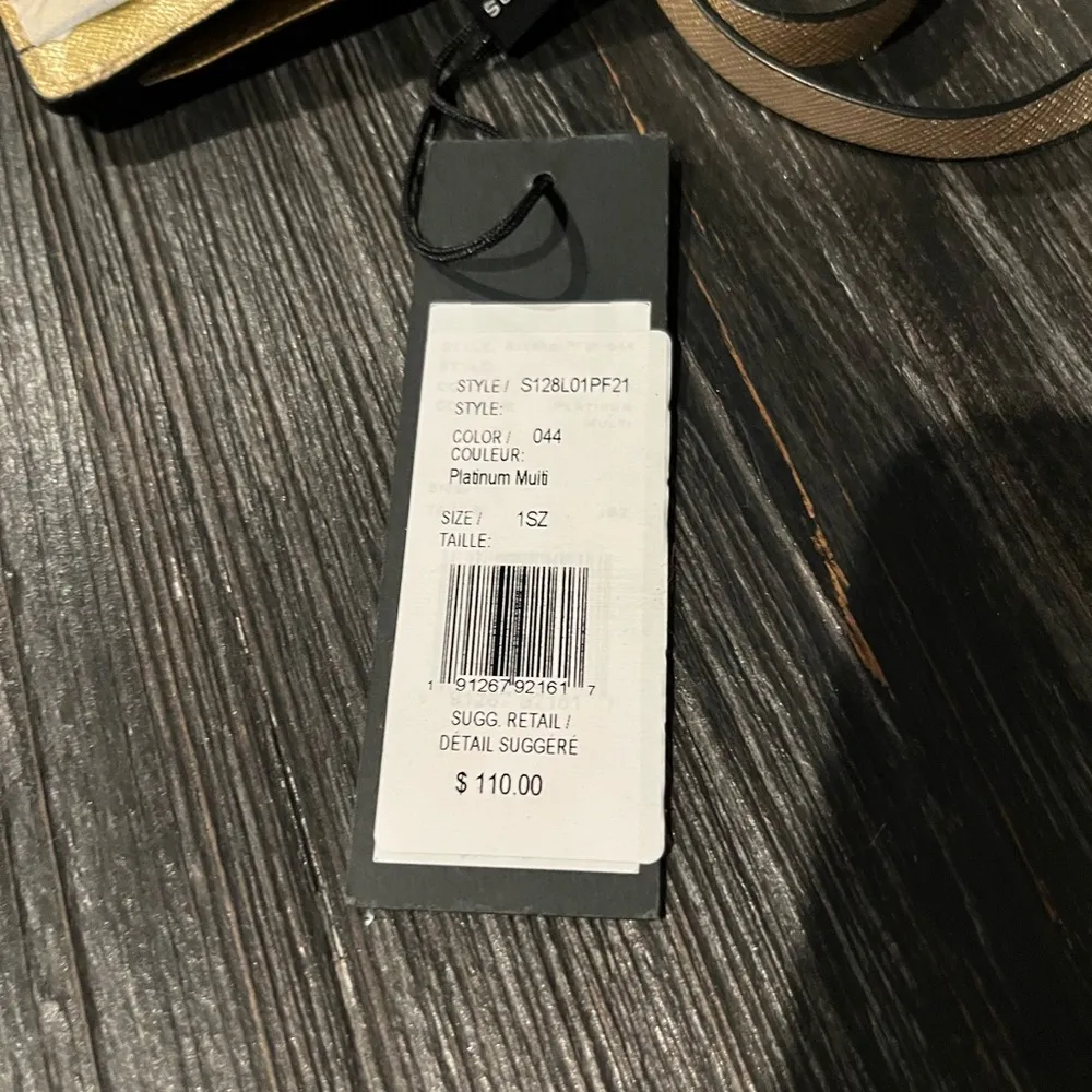 NWT Marc Jacobs Platinum Zip Wallet Card Holder with Gold Detail - Image 4