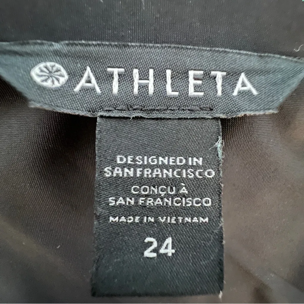 Athleta Black Women's Blazer - Image 4