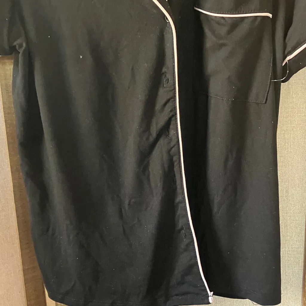 Joyspun Black sleep top medium - Image 6