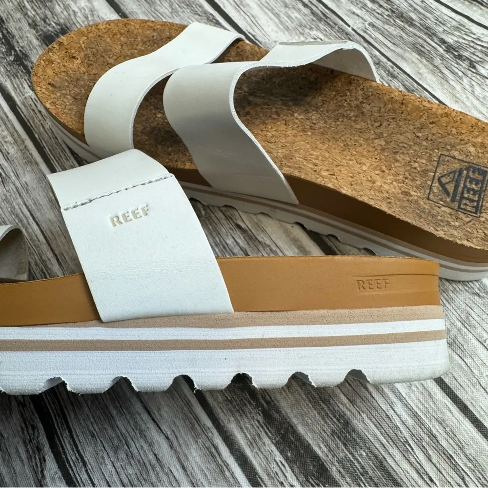 Reef Women's Cushion Vista Hi Platform Double Strap Sandals 10 White Beige Cork - Image 9