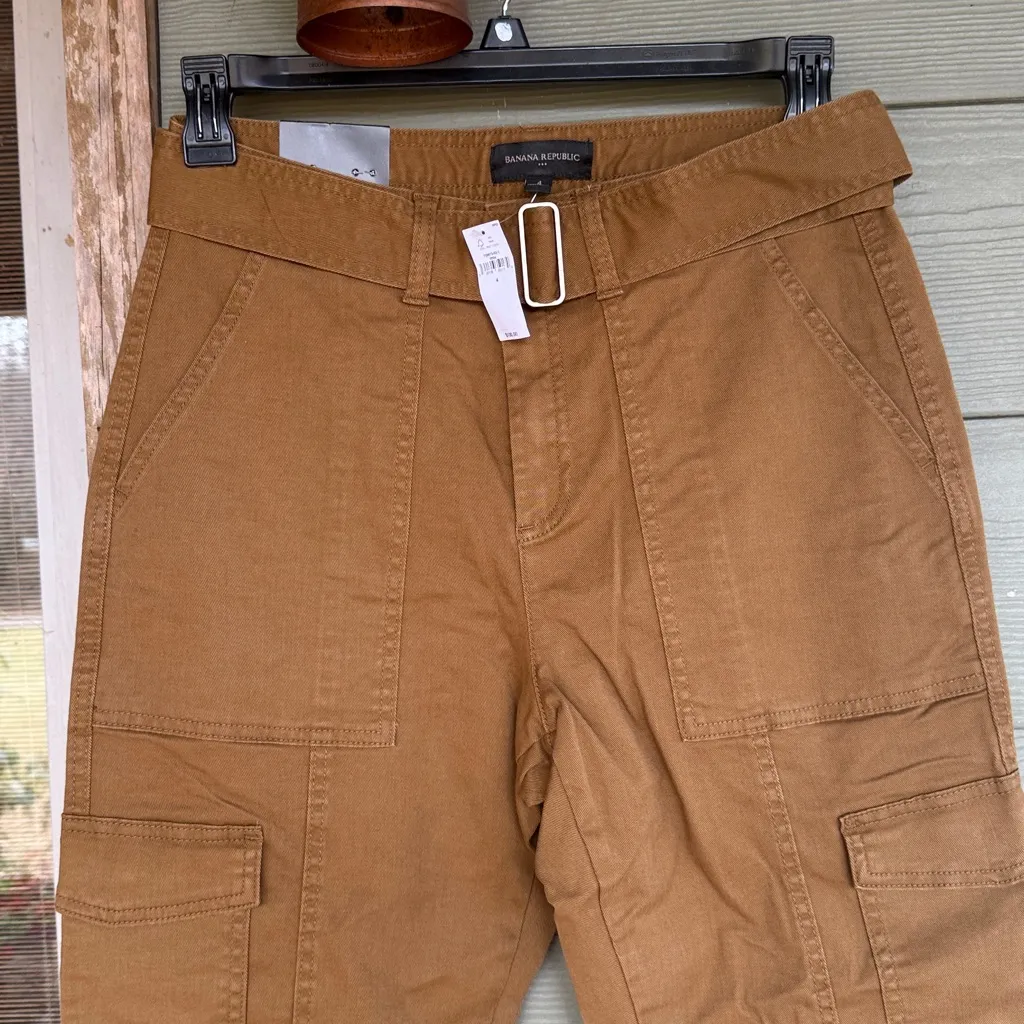 Banana Republic Factory High Rise Cargo Pant - Image 3