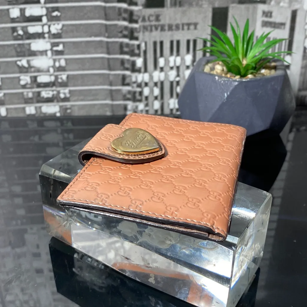 Authentic Gucci Micro GG Guccissima Heart Card Holder - Image 12