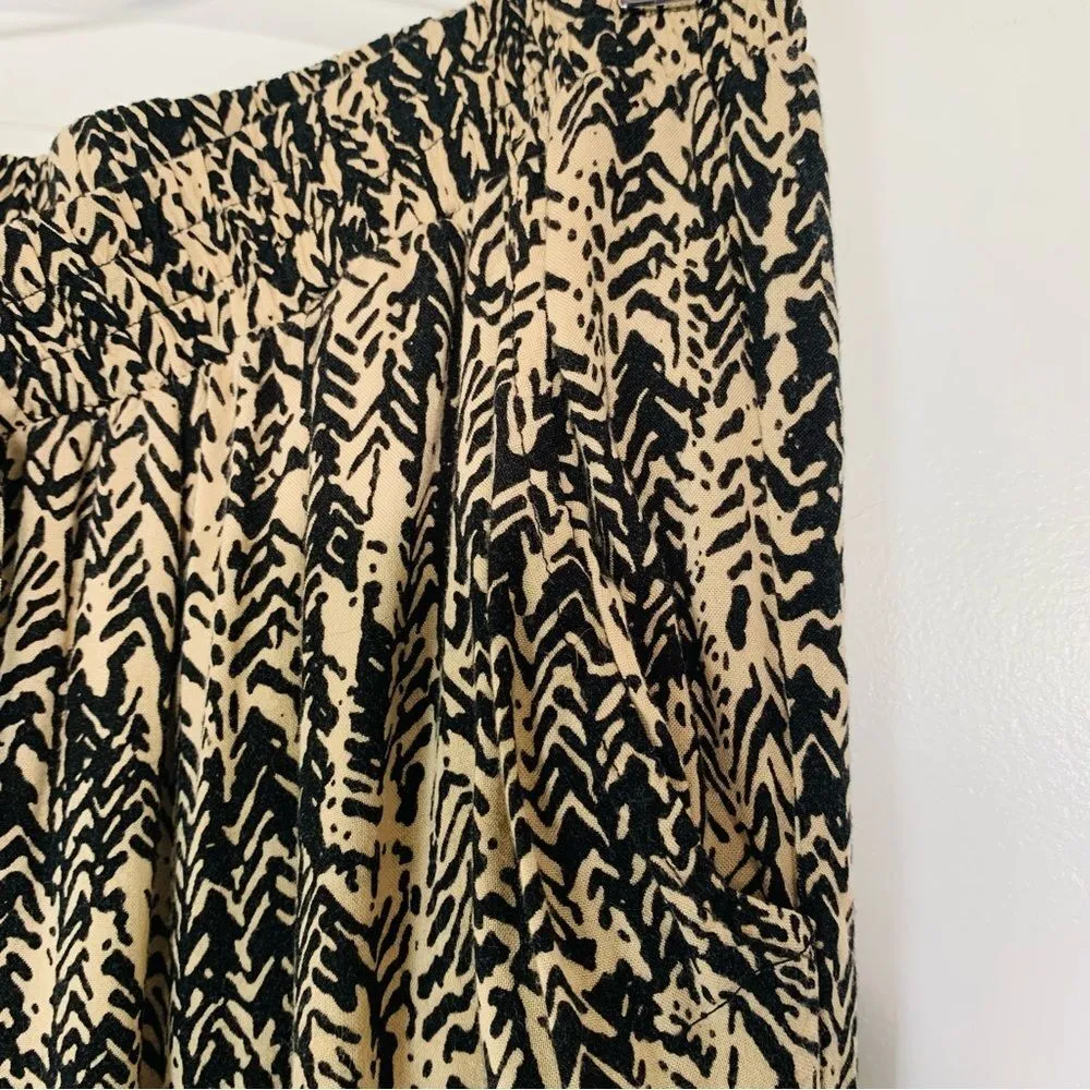 Boutique Brand Women's Black Tan Boho Tribal Print Soft Dressy Joggers Pants | L - Image 4