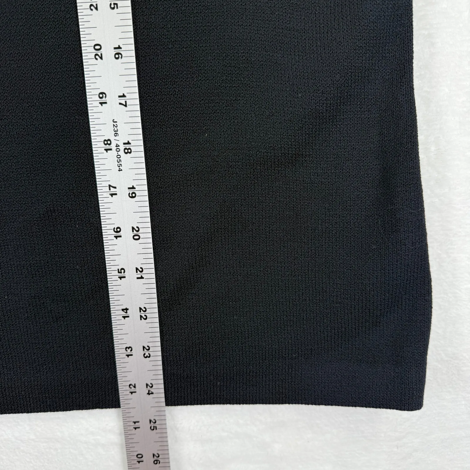 NWT ST JOHN COLLECTION Black Santana Knit Wool Rayon Blend top blouse Size M - Image 3